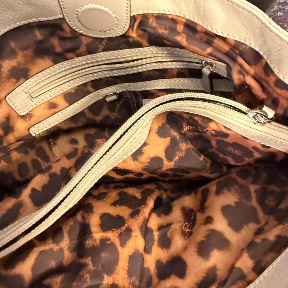 B. Makowsky Vintage Y2K Large Studded Pebbled Leather Hobo Shoulder Bag - Picture 6 of 8